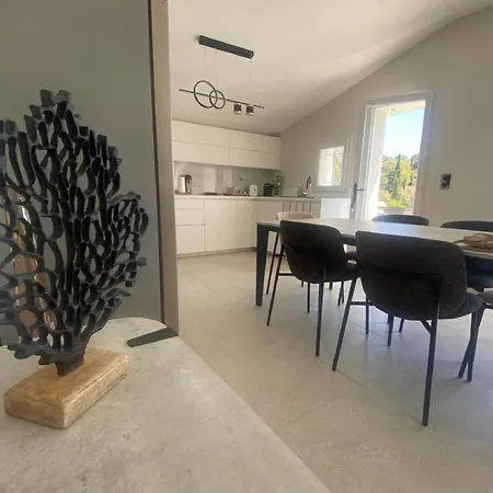 Vallon D'aiguebelle By Interhome * Le Lavandou